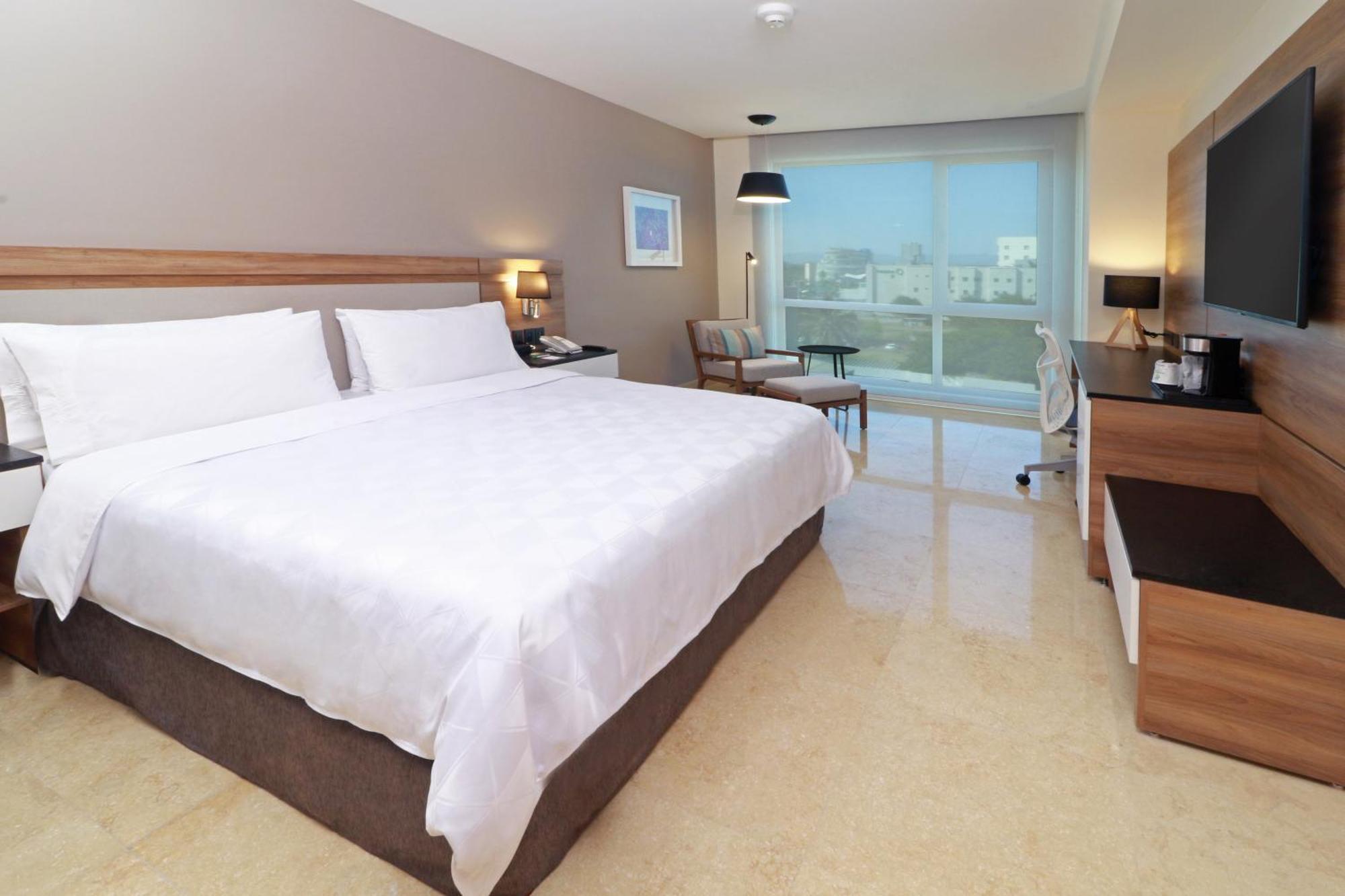 Holiday Inn & Suites - Puerto Vallarta Marina & Golf By Ihg エクステリア 写真