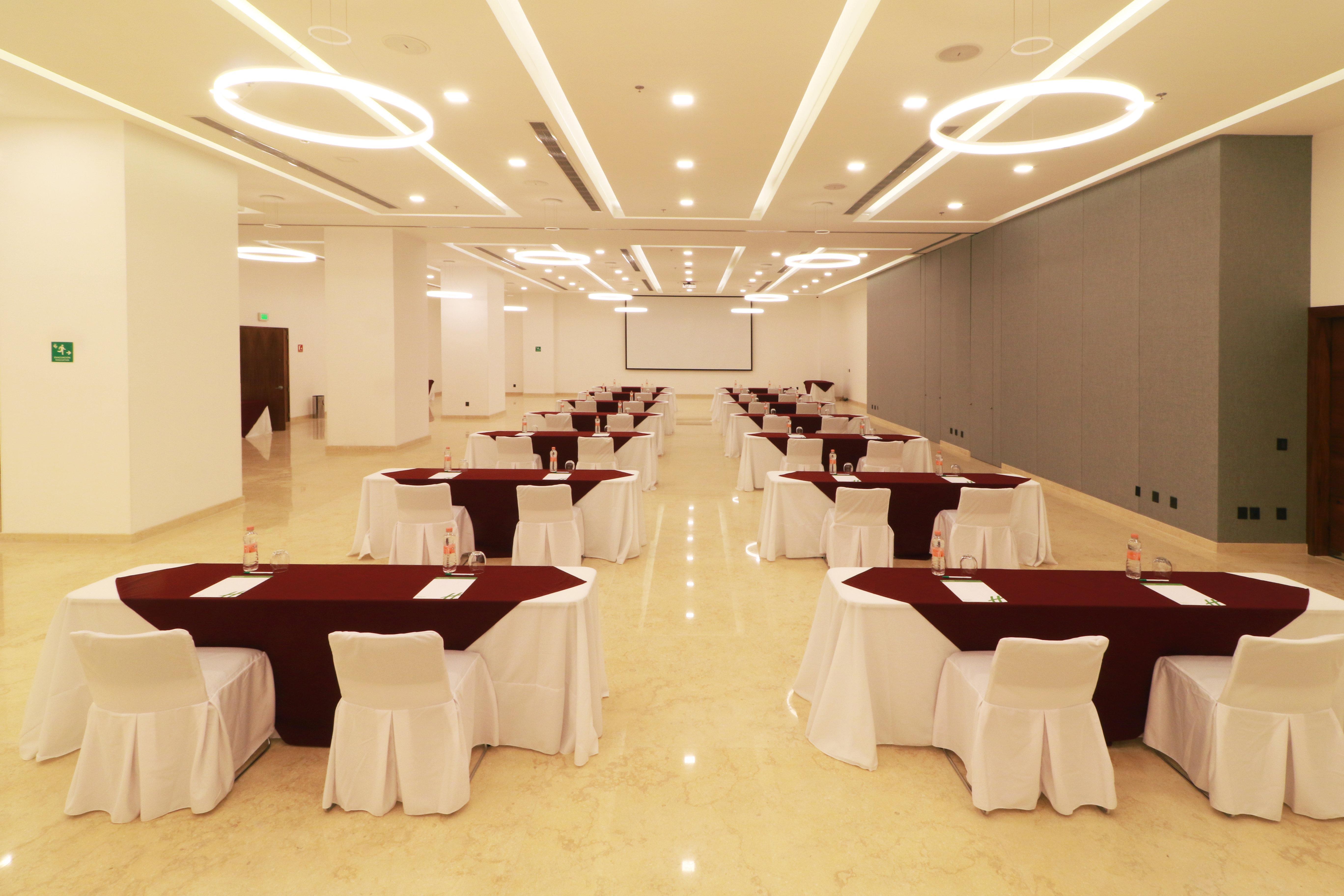 Holiday Inn & Suites - Puerto Vallarta Marina & Golf By Ihg エクステリア 写真