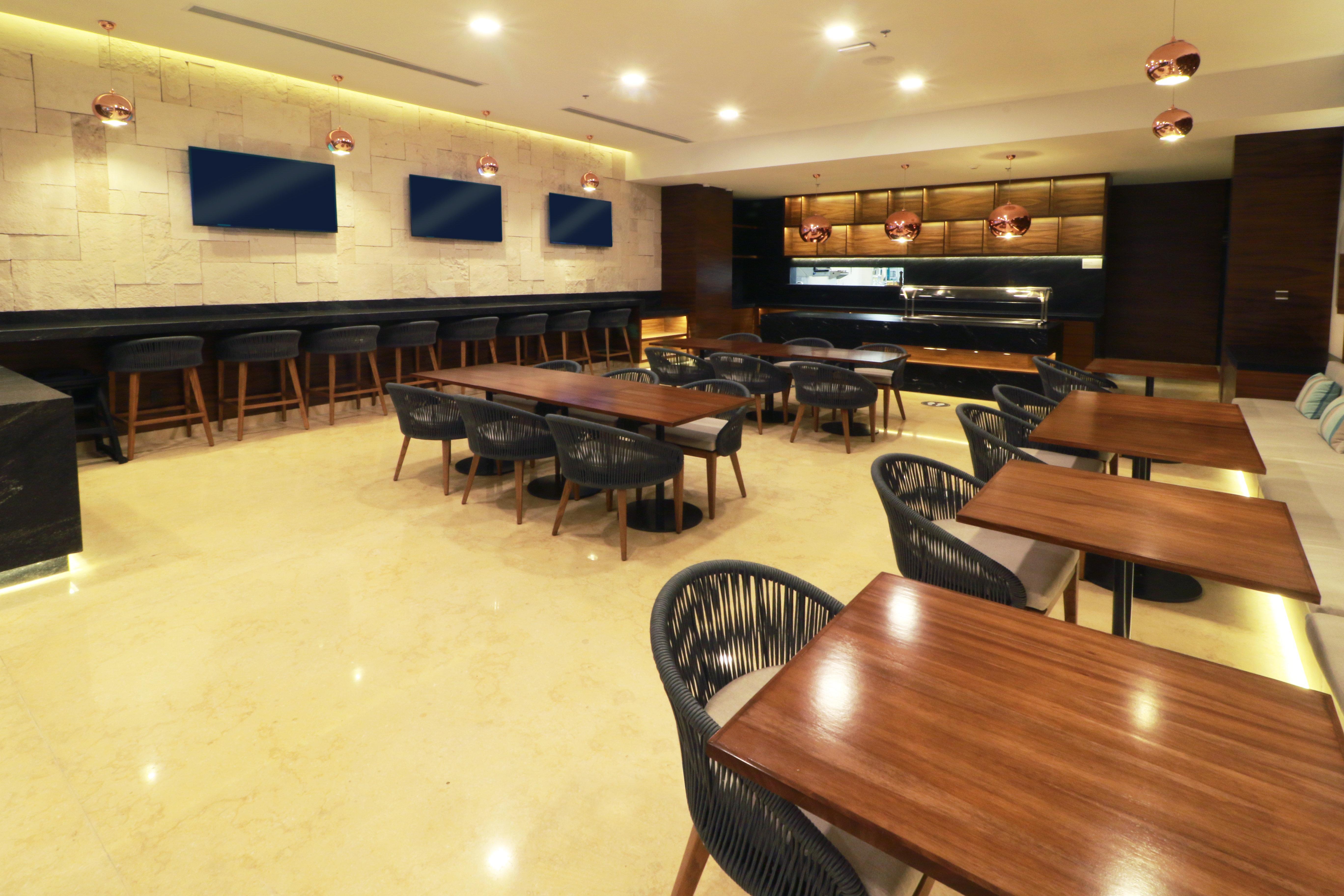 Holiday Inn & Suites - Puerto Vallarta Marina & Golf By Ihg エクステリア 写真