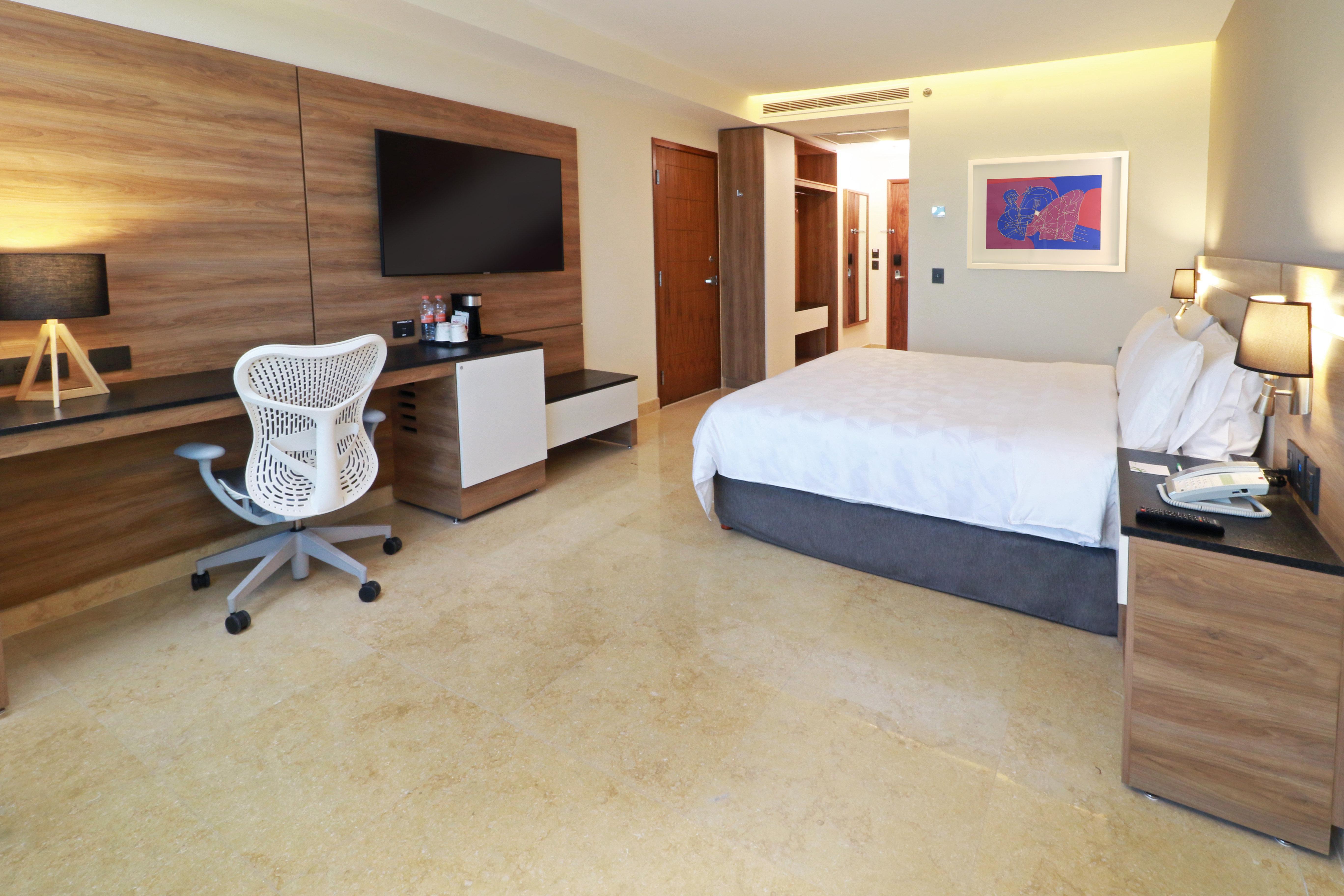 Holiday Inn & Suites - Puerto Vallarta Marina & Golf By Ihg エクステリア 写真