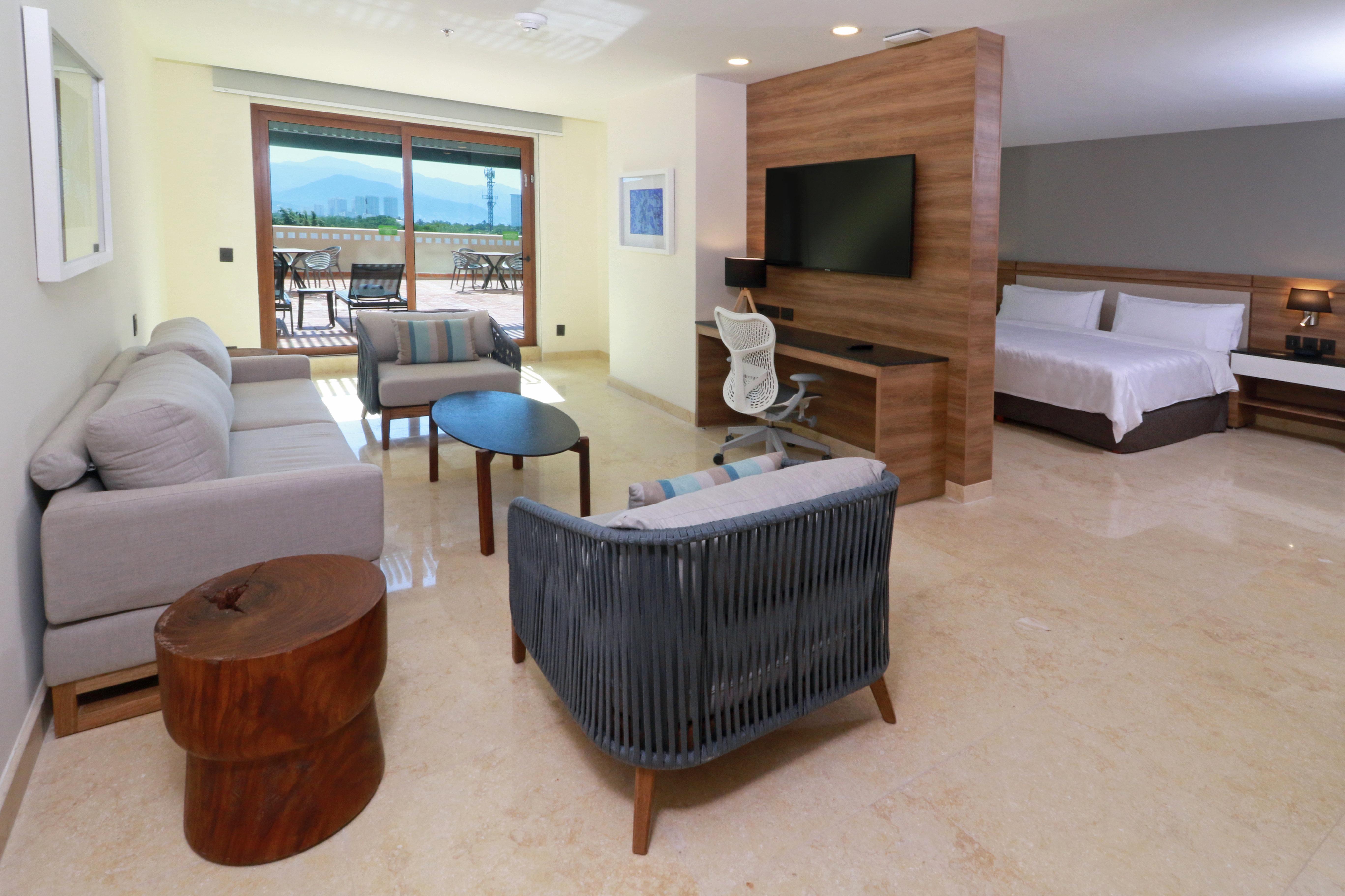 Holiday Inn & Suites - Puerto Vallarta Marina & Golf By Ihg エクステリア 写真